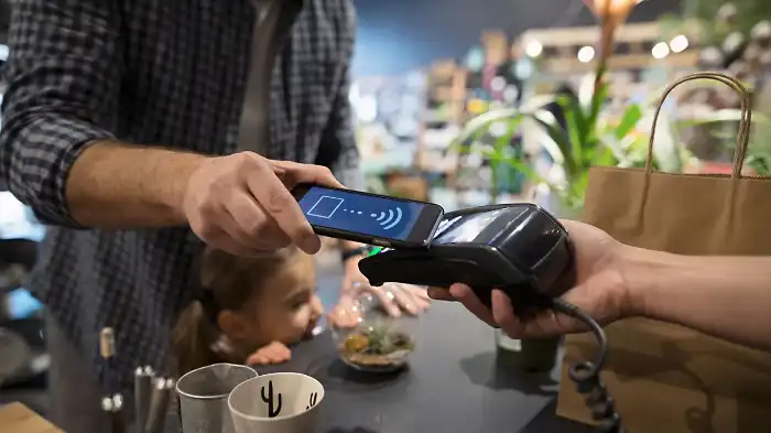 Can I pay with phone at Dollar General?-featured image