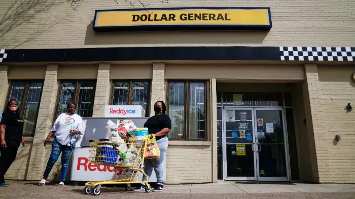 How old do you have to be to work at Dollar General in Ohio-featured image